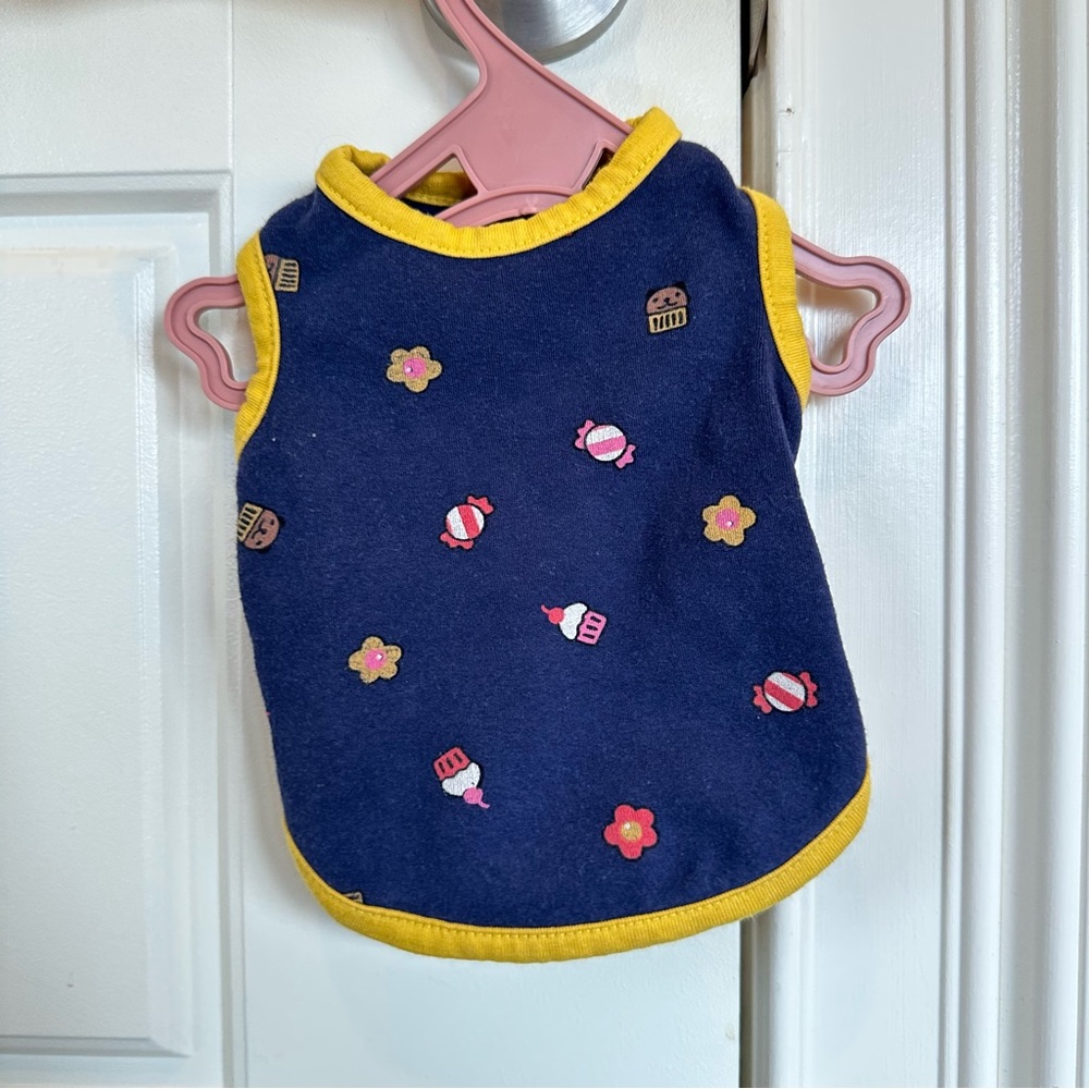 Puppy Sleeveless Top